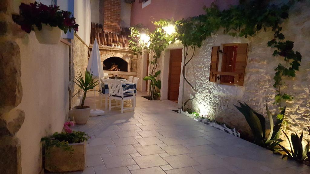 Apartment Elda Петрчане Экстерьер фото
